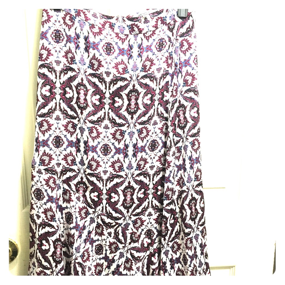 Printed, multicolored skirt.